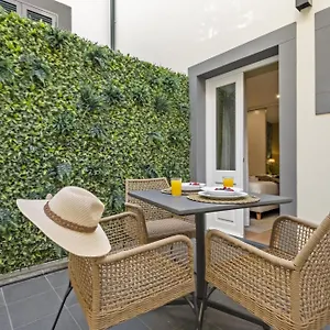  Appartement Tropical By Madeira Sun Travel