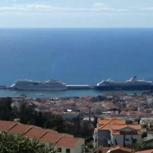 House Joel & Sonia Funchal (Madeira)